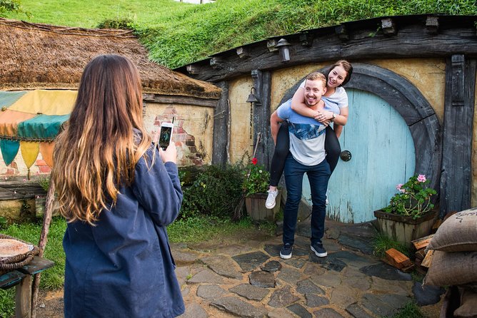 Hobbiton Movie set & Waitomo Caves Small Group Tour From Auckland - Hobbiton Movie Set: a carefully built Shire