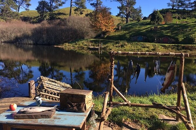 Hobbiton Movie Set & Waitomo Glow Worm Caves Private Tour - Who should choose this private tour?