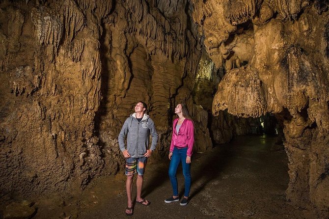 Hobbiton & Waitomo Caves Small Group Tour from Auckland inc Lunch - Lunch in Otorohanga keeps the schedule moving