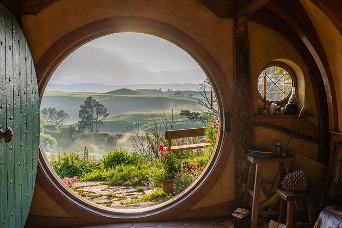Hobbiton & Waitomo Caves Small-Group Tour W Lunch from Auckland - The ride back north