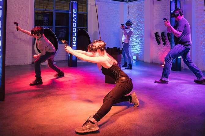 Hologate VR - Multiplayer Virtual Reality - Choosing two games for your group