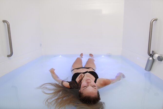 Infinity Float Tank Experience - Why body-temperature water changes the experience