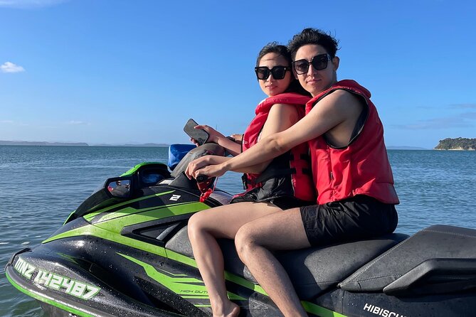 Jet Ski Hire Auckland - Experience the Fun with the Best Operator - Oyster tasting for a slower Hauraki Gulf break
