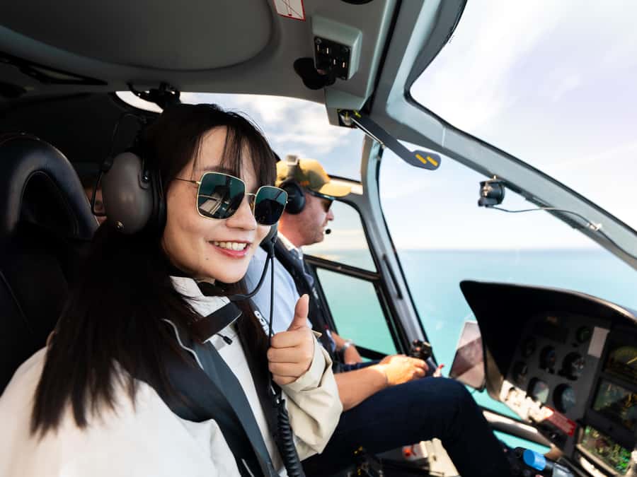 Kaikoura: 1-Hour Whale Watching Helicopter Tour - Landing high in the Seaward Kaikōura Range