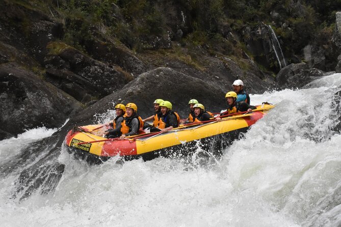 Kaituna Cascades - Grade 5 Wairoa River near Tauranga - The Rollercoaster keeps the raft moving
