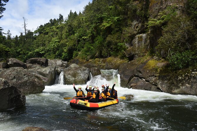 Kaituna Cascades - Grade 5 Wairoa River near Tauranga - Mothers Nightmare starts the serious work