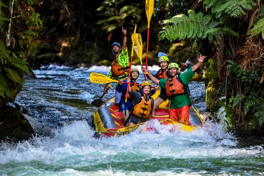 Kaituna River and Tutea Falls Whitewater Rafting - From Okere Falls Road to the river