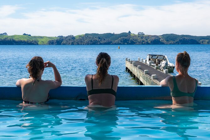 Katoa Jet Boat & Lake Rotoiti Hot Pools - What the $111.08 price covers