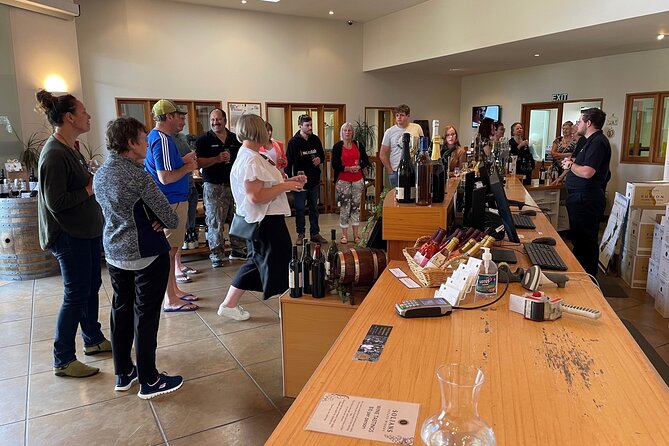 Kumeu Wine Tour - Westbrook Winery turns tasting into lunch