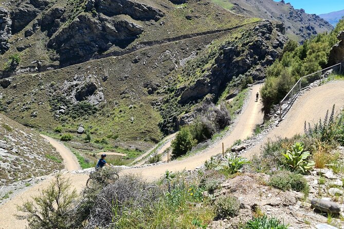 Lake Dunstan E Bike Trail Activity - Carrick Winery gives you a good first pause