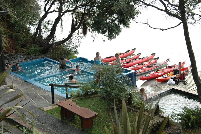 Lake Rotoiti Guided Hot Pools Kayak Trip - Why Lake Rotoiti makes a fine half-day outing