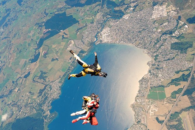 Lake Taupo 12,000-Foot Tandem Skydiving - What the $209.75 price really buys you