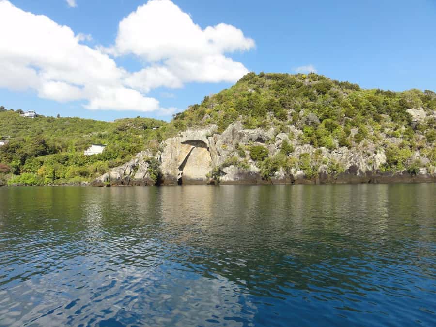 Lake Taupo: Maori Rock Carvings 10.30 AM 1.5-Hour Cruise - Should you book the Māori Rock Carvings cruise?