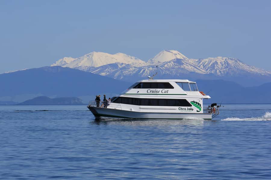 Lake Taupo: Maori Rock Carvings 10.30 AM 1.5-Hour Cruise - Why this short Lake Taupō cruise works so well