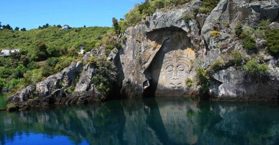 Lake Taupo: Maori Rock Carvings 10.30 AM 1.5-Hour Cruise - What the cruise is worth at $35