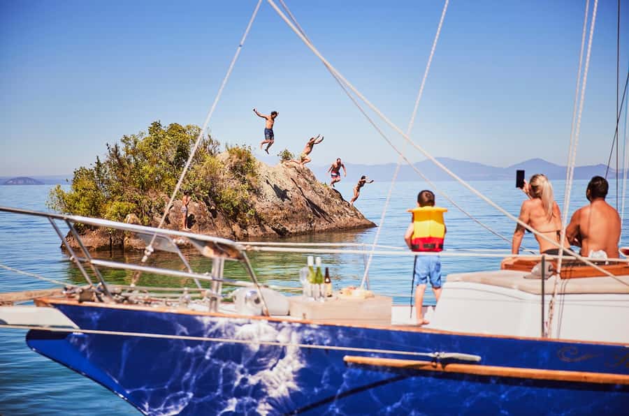 Lake Taupo: Sailboat Trip to the Maori Rock Carvings - Key points to know before booking