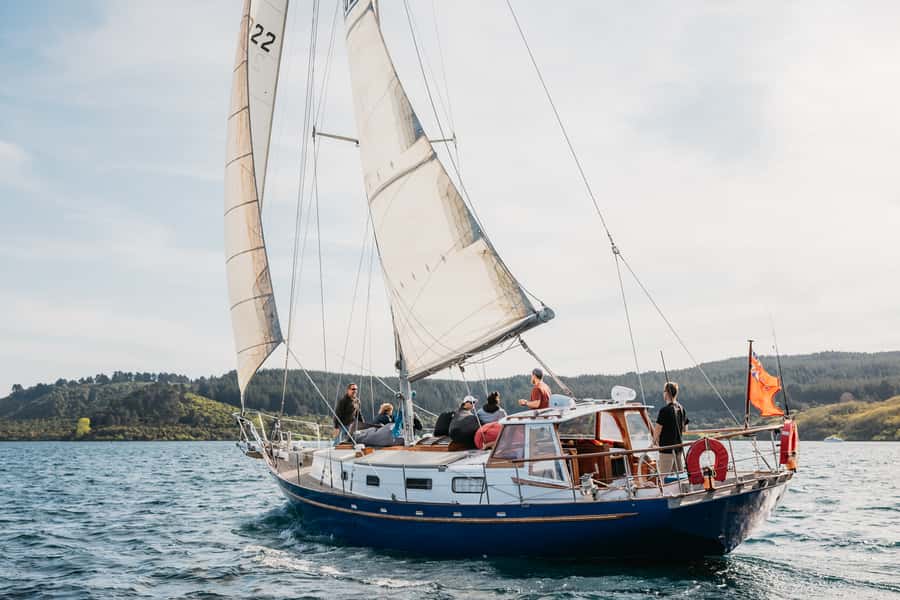Lake Taupo: Sailboat Trip to the Maori Rock Carvings - The swimming stop in clear lake water