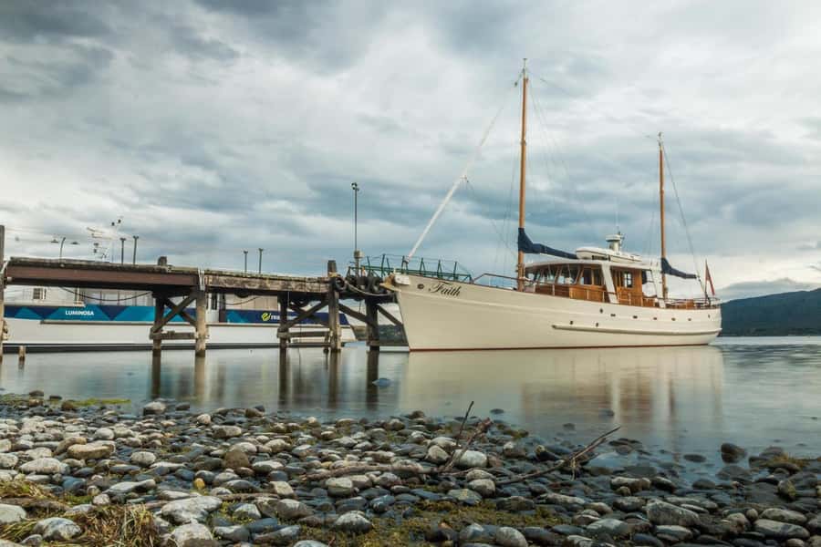 Lake Te Anau: 3-Hour Boat Cruise with Guided Walk - Who should book this Te Anau cruise