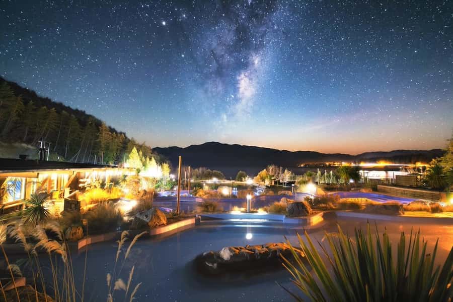 Lake Tekapo: 1.5-Hour Hot Pools & Stargazing Experience - How the $111 price compares with the experience