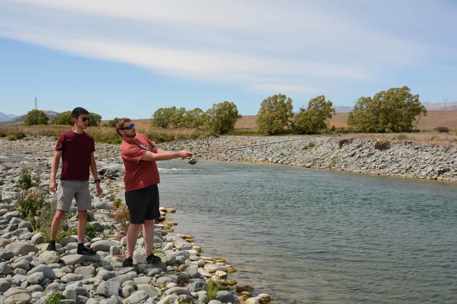 Lake Tekapo Fishing Tour - A two-hour route through up to three fishing spots