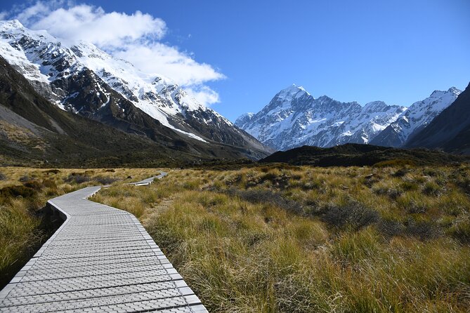 Lake Tekapo to Mt Cook One-Way Small Group Tour - Comfort, luggage, and family arrangements