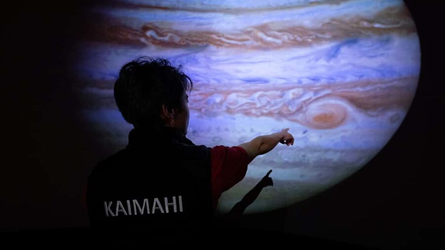 Lake Tekapo: Virtual Stargazing and Astronomy Experience - A warm choice for families and first-time stargazers