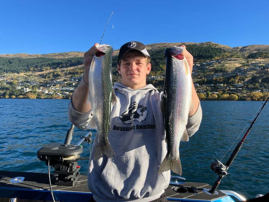 Lake Wakatipu: 3 Hour Fishing Adventure by Boat - Key points at a glance