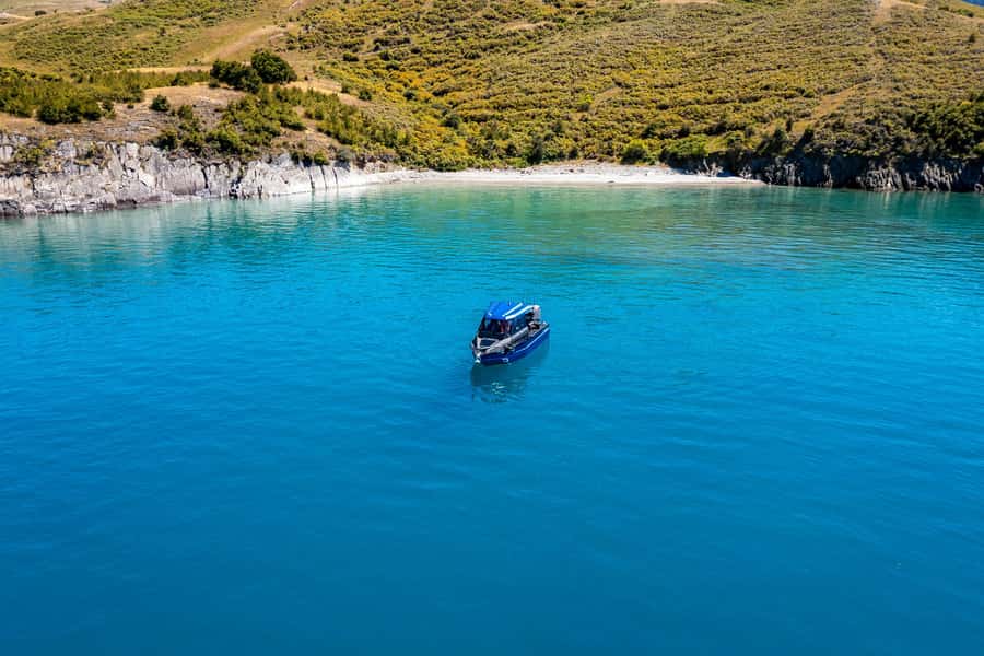 Lake Wakatipu: 3 Hour Fishing Adventure by Boat - Setting off from Queenstown’s Lake Wakatipu jetty