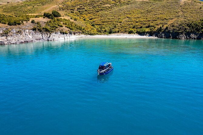 Lake Wakatipu Queenstown: 3 Hour Fishing Adventure by Boat - The electric boat and the feel of the ride