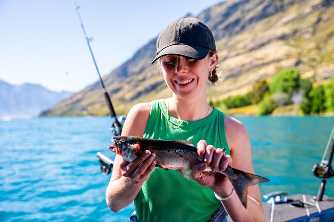 Lake Wakatipu Queenstown: 3 Hour Fishing Adventure by Boat - Keeping your fish for a Queenstown meal
