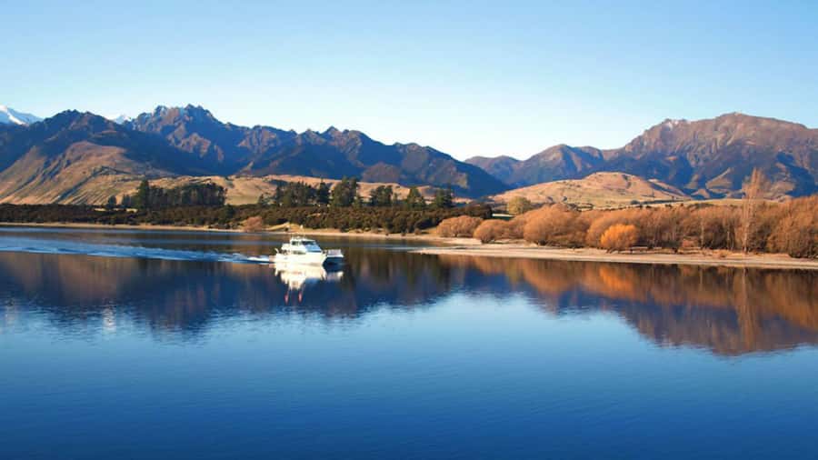 Lake Wanaka Happy Hour Cruise - Leaving from Wanaka’s old jetty