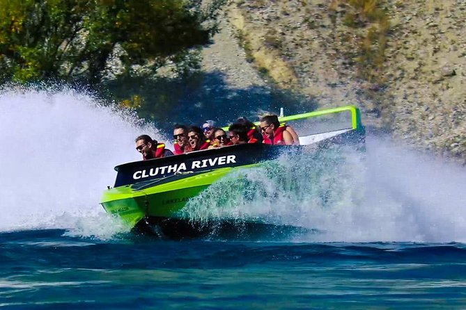 Lakeland Jet Boat Adventure - Clutha River - Scenery and storytelling come together
