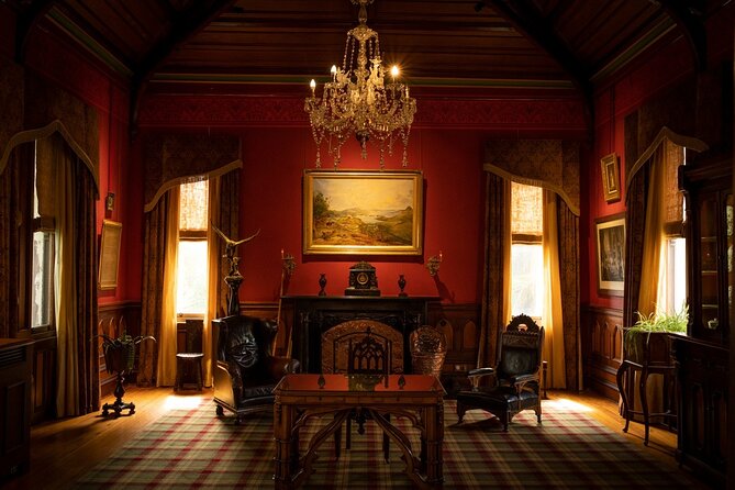 Larnach Castle & Otago Wildlife Cruise from Dunedin - Small details that improve the day
