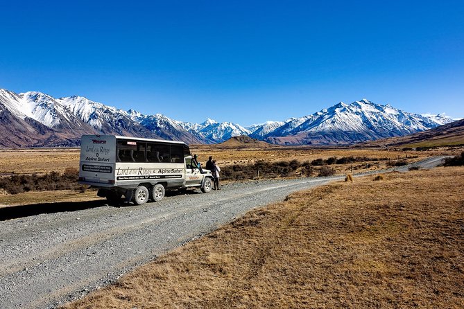 Lord of the Rings, Journey to Edoras Day Tour from Christchurch - Lake Clearwater and the road into high country