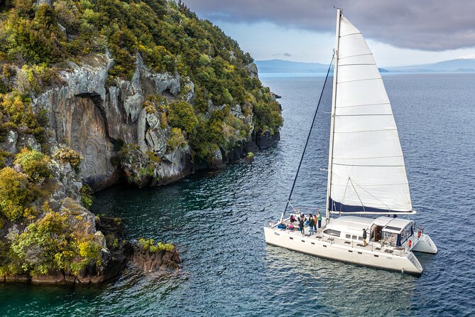 Luxury Sailing - Māori Rock Carvings - Taupo Sailing Adventures - A look inside Tiua, the 53-foot catamaran