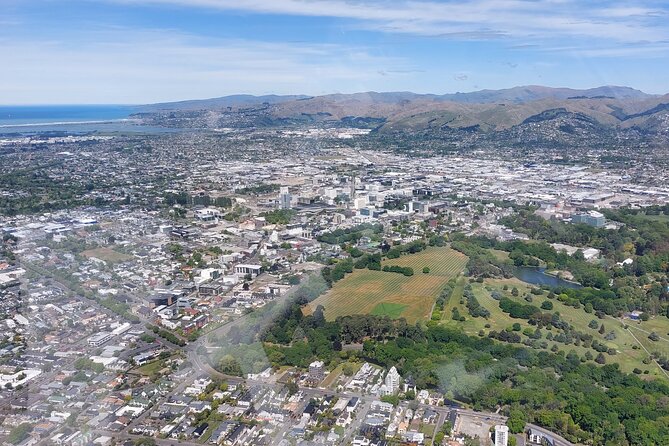 Lyttelton Shore Excursion: Christchurch City Sights - Riverside Market: useful, but not guaranteed shopping time