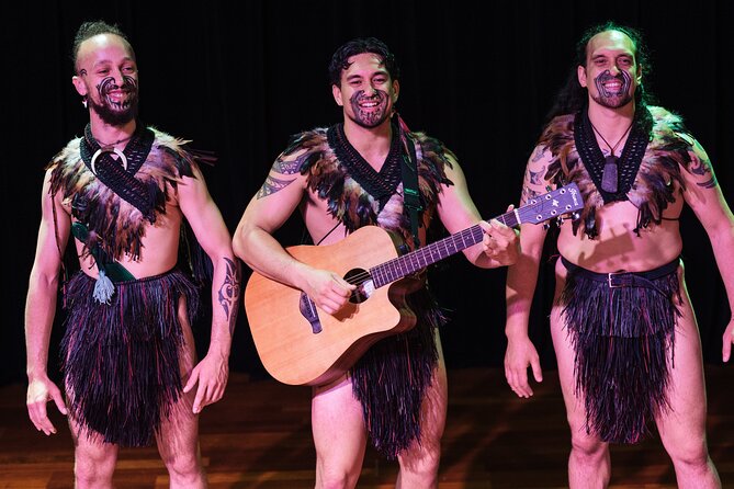 Māori Cultural Experience & Auckland Museum General Admission - What the 30-minute format can and cannot do
