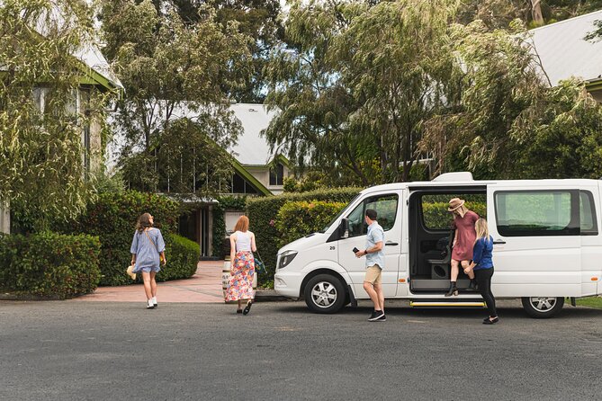 Marlborough Icons Tour - Wine tasting + Cruise - Through Marlborough’s vineyard country