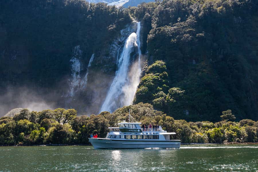 Milford Sound: 2-Hour Small Boat Scenic Cruise - Key points at a glance