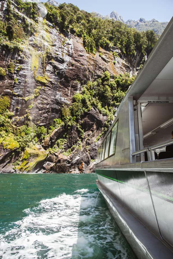 Milford Sound: 2-Hour Small Boat Scenic Cruise - Out toward St Annes Point Lighthouse and the Tasman Sea