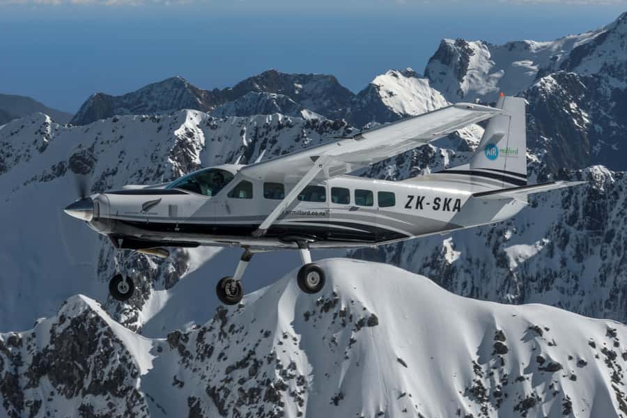 Milford Sound & Big 5 Glaciers Scenic Flight from Queenstown - Queenstown to the Southern Alps in 90 minutes