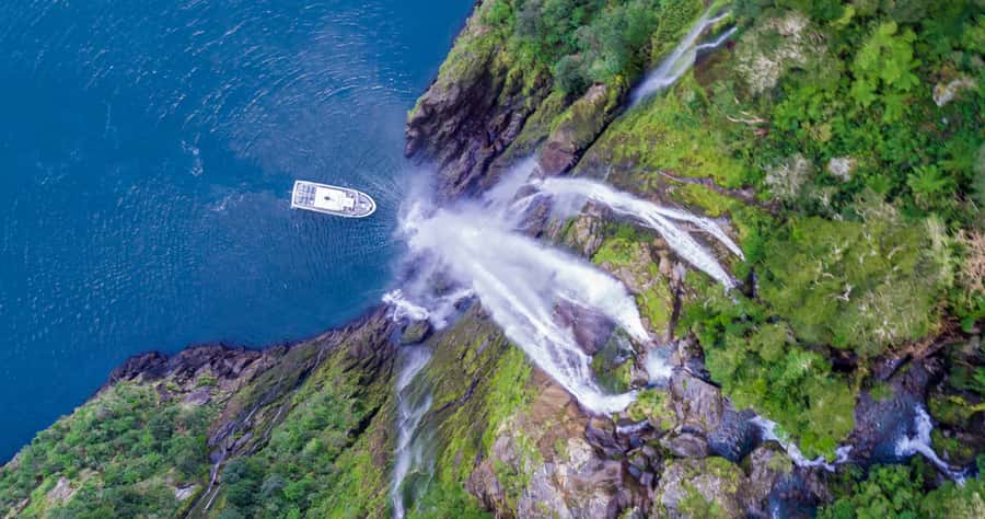 Milford Sound: Boutique Small-Boat Cruise - Key points at a glance
