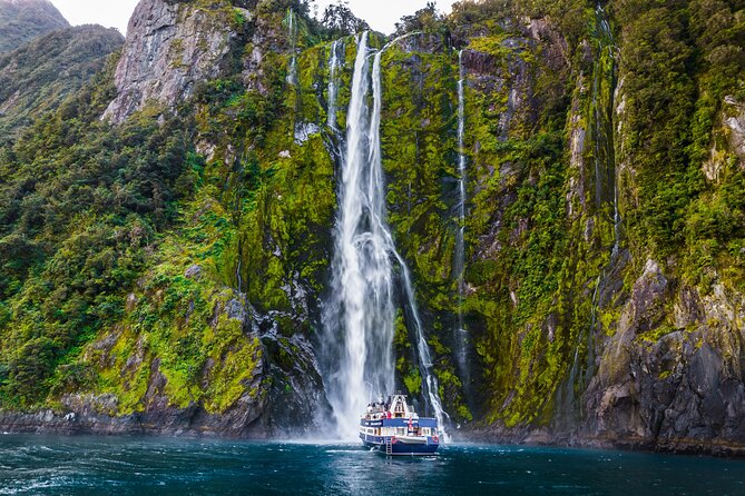 Milford Sound Cruise from Queenstown or Te Anau - My practical verdict