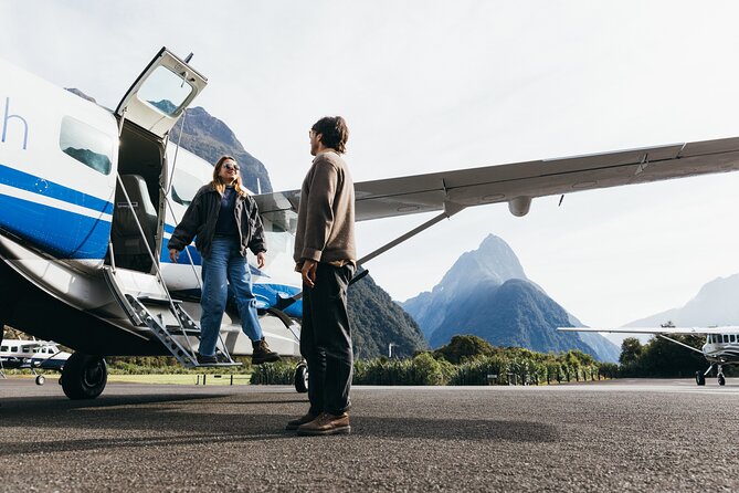 Milford Sound Fly-Cruise-Fly Tour from Queenstown - Key points at a glance