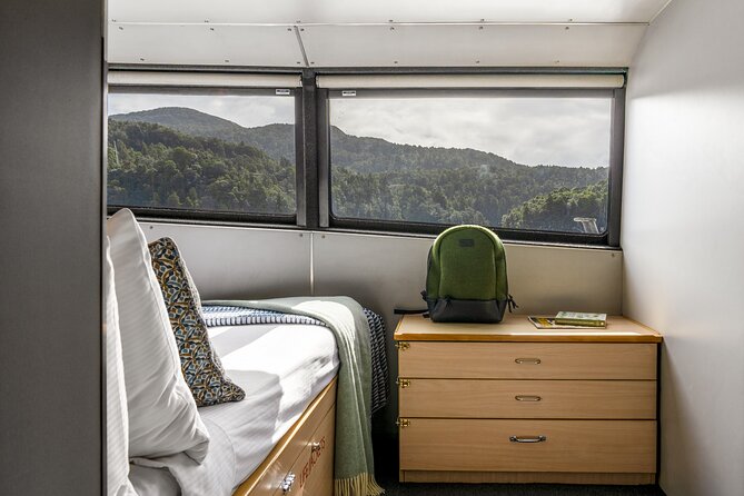Milford Sound Overnight Cruise Fiordland Jewel - Who will enjoy the Fiordland Jewel most