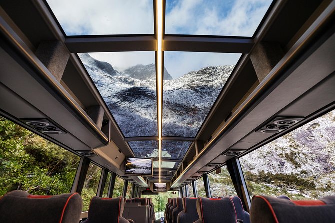 Milford Sound Premium Coach and Cruise with Lunch from Te Anau - Mirror Lakes and the Eglinton Valley