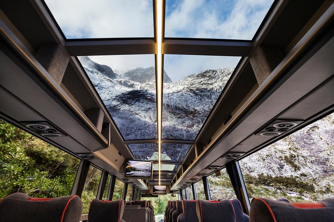 Milford Sound Premium Coach & Cruise from Queenstown with Lunch - Leaving Queenstown before the day wakes up