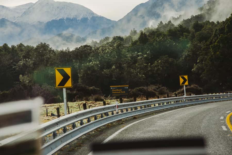 Milford Sound: Premium Small Group Tour from Queenstown - Te Anau gives you a useful half-hour break