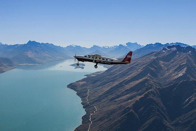 Milford Sound Scenic Flight from Queenstown - Why the view from the air changes Milford Sound