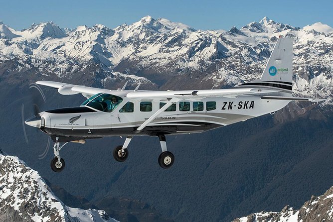 Milford Sound Scenic Flight with Landing from Queenstown - Key points at a glance